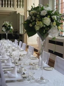 Lisianthus martin vase table arrangemen