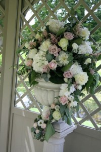 Peony and hydrangea pedestal